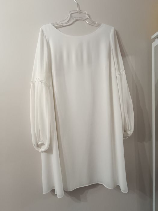 biała sukienka wieczorowa