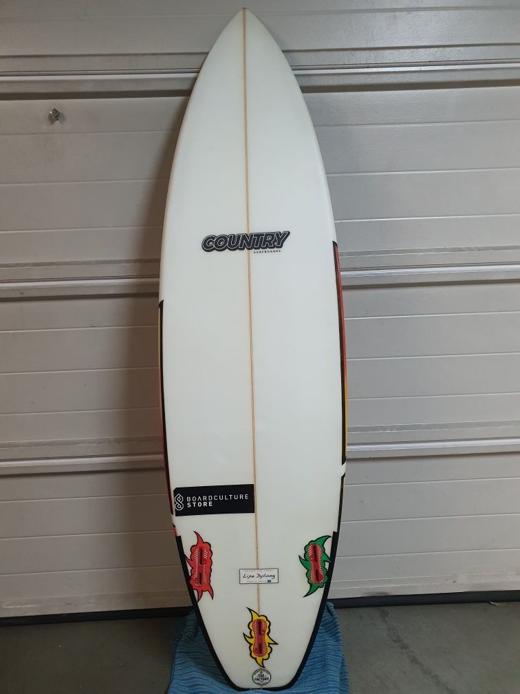 Prancha de surf 5'10 26L
