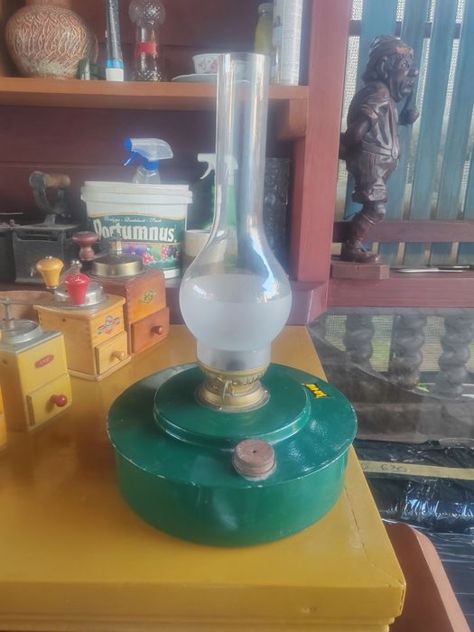 Lampa naftowa na 2 knoty