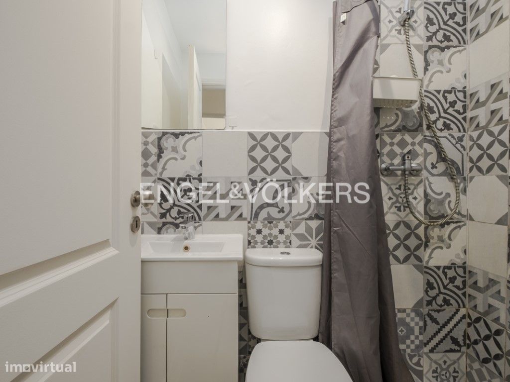 Apartamento T1 + 2 na Estefânia