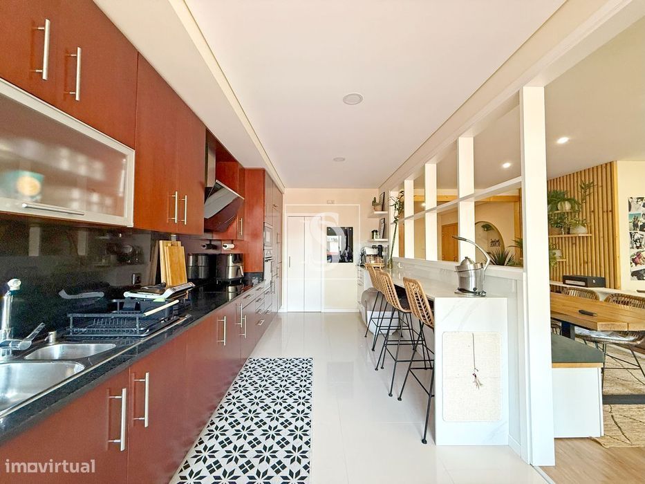 Apartamento T2 que pode ser o seu T3 com terraço privativo um espaço e