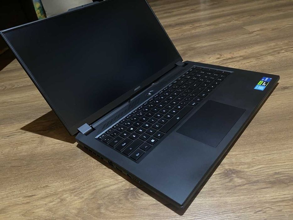 Laptop AORUS 7 9KF I5 12500H/32GB/1TB NVME/ RTX 4060/ Win11 Pro /360Hz