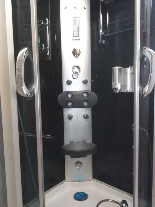 Kabina prysznicowa z hydromasażem