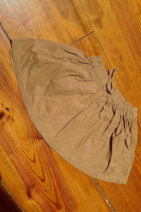 Saia castanha camel Zara 4 anos