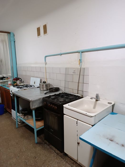 •Продаж кімнати в гуртожитку•