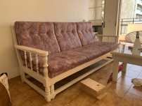 Conjunto mobilia de madeira dura e antiga