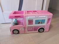 Kamper auto Barbie