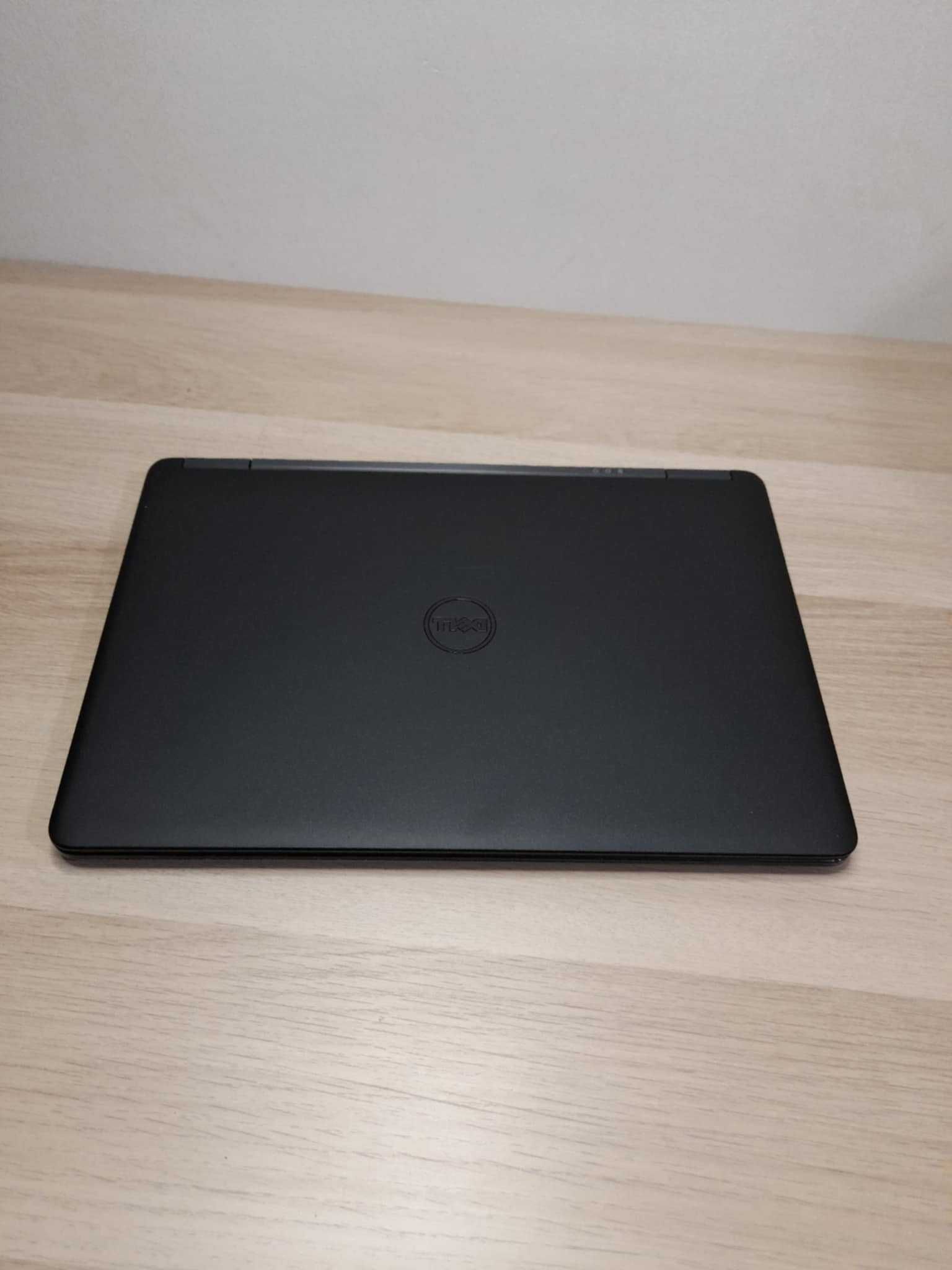 Dell Latitude E7250 - Intel Core i5 / 8Gb / SSD 256GB / Tec Iluminado