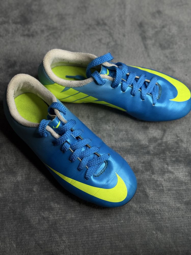 Сороконожки бутсы для футбола nike