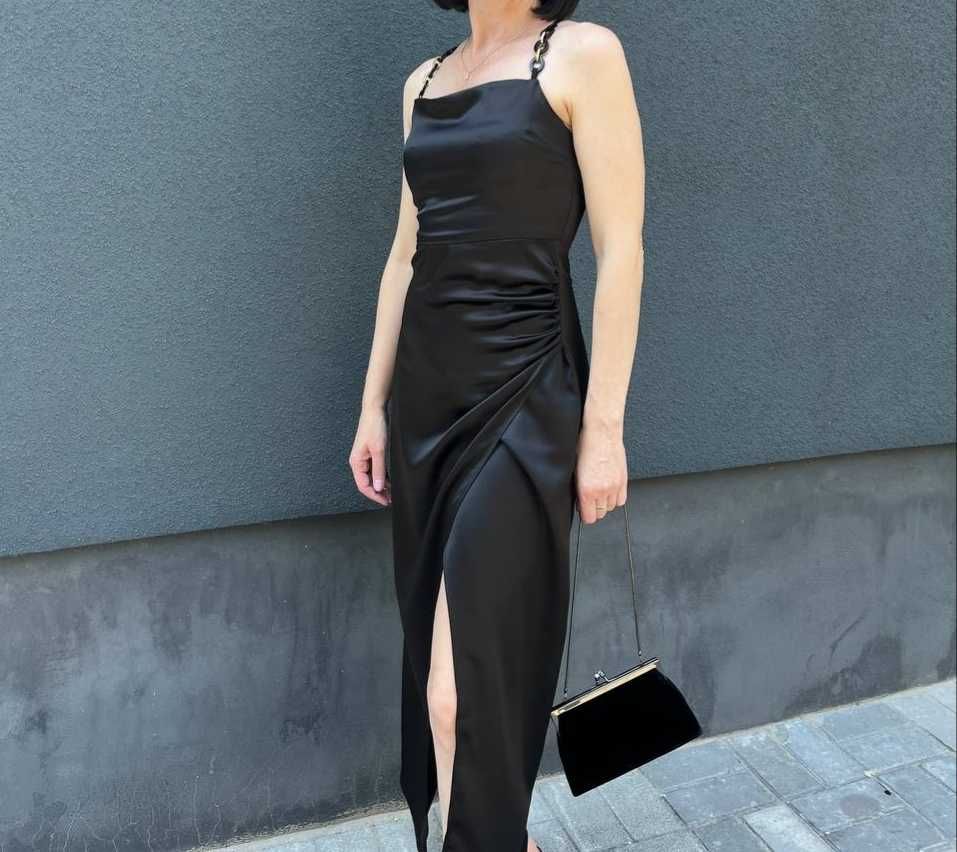Платье черное   Zara