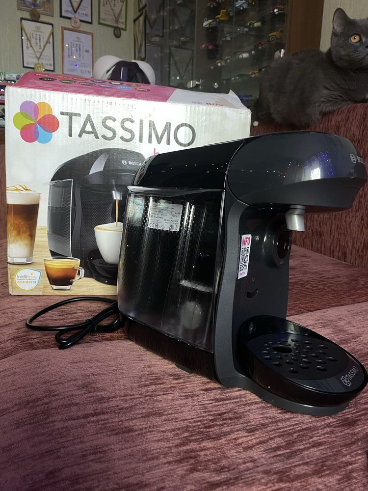 Капсульная кофеварка BOSCH Tassimo Happy TAS 1002