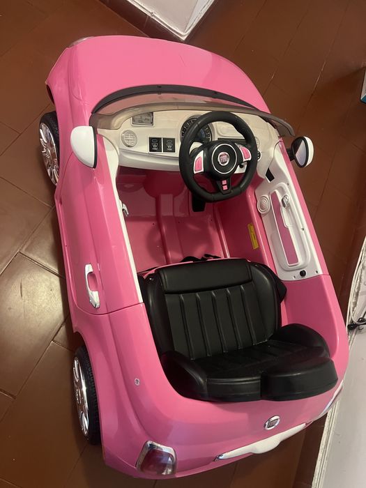 Carrinho elétrico de criança