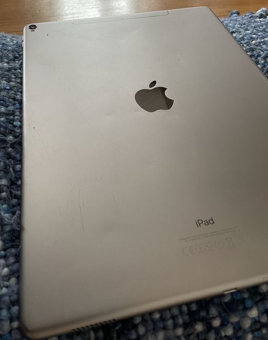 iPad Pro 2nd gen 12.9 64gb