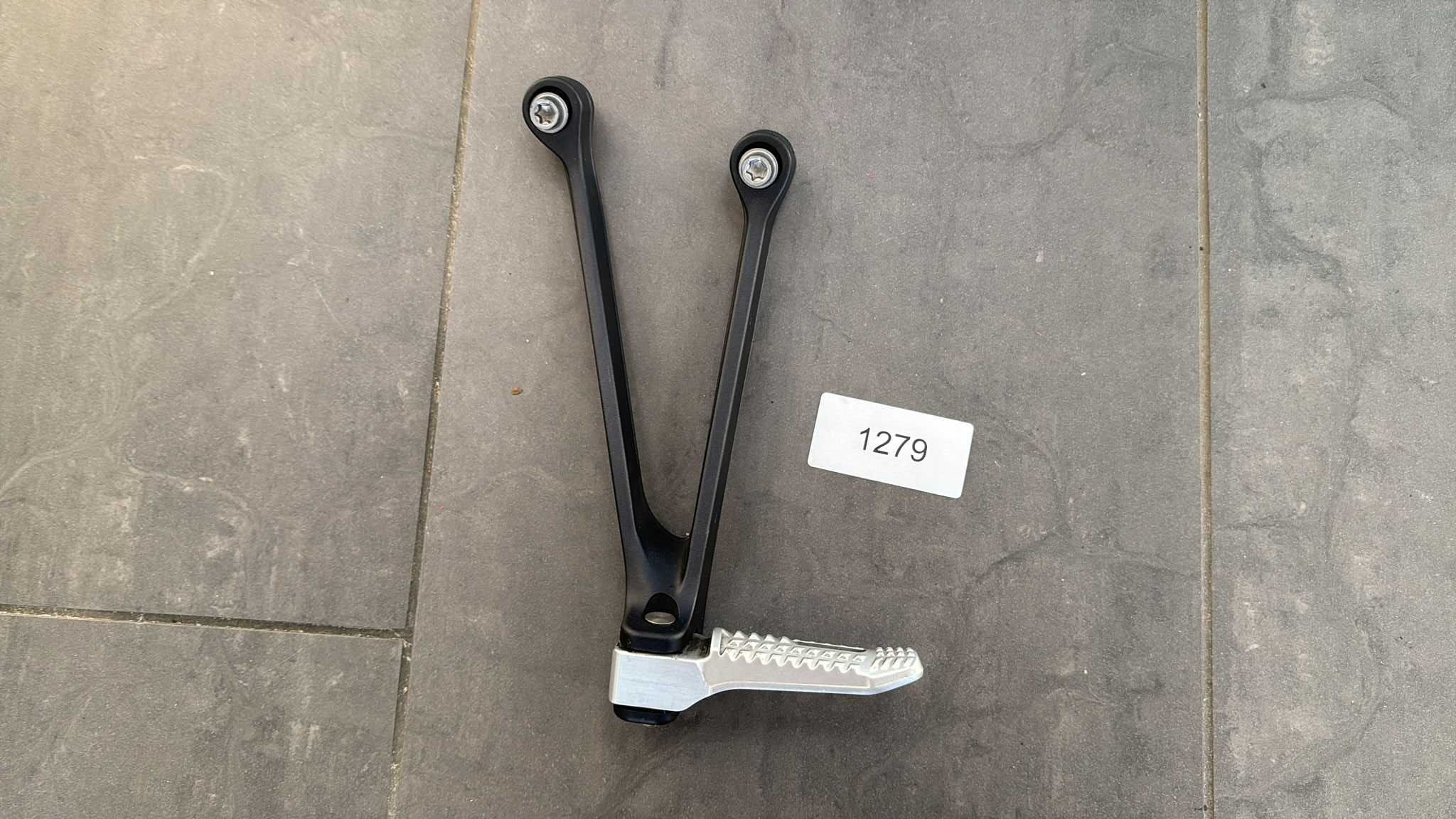 Podnóżek Set Pasażera Lewy BMW S 1000R 2010-16 [1279]