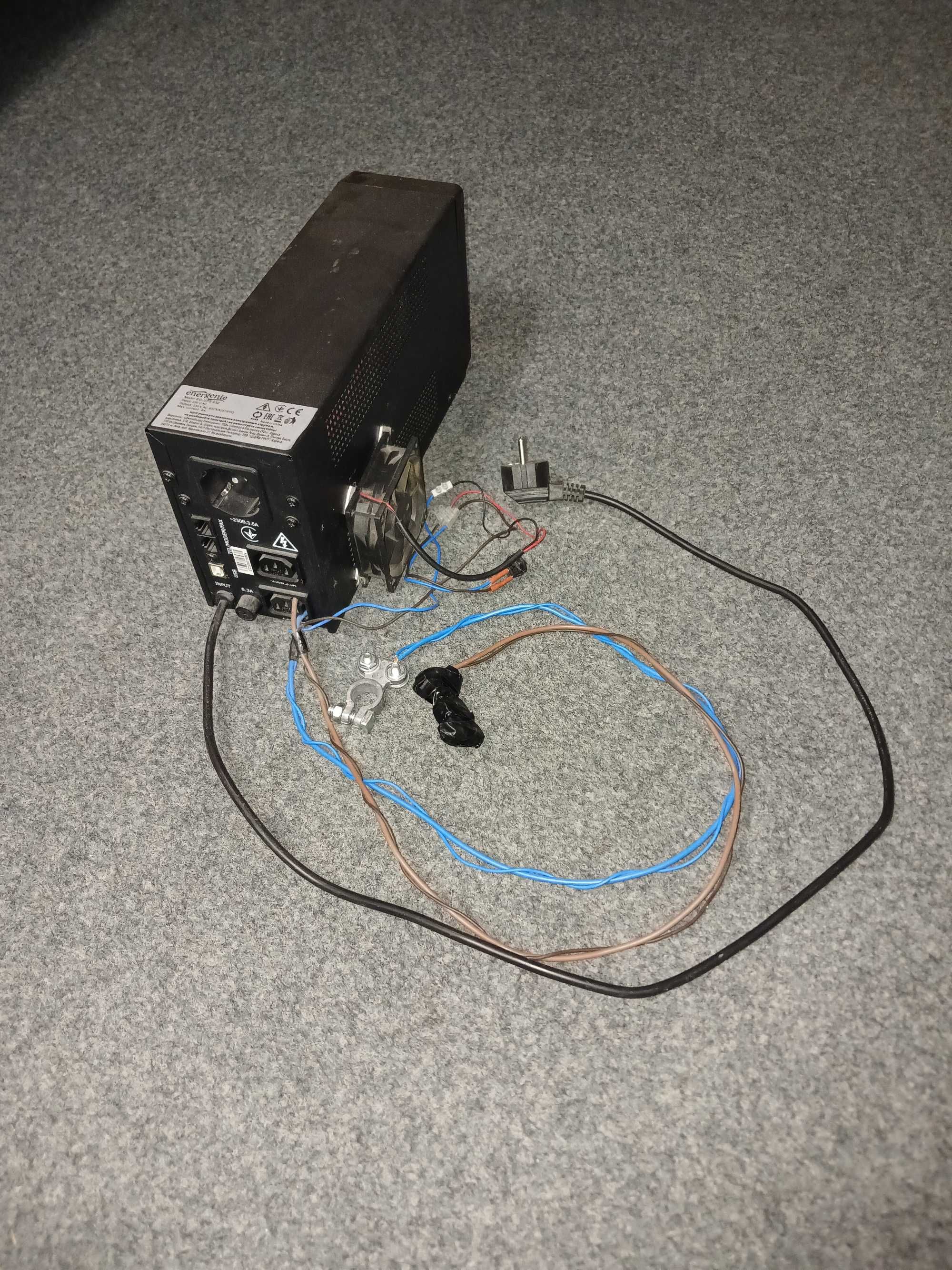 ДБЖ EnerGenie EG-UPS-032 - Зовнішній акумулятор