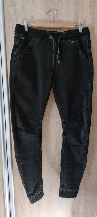 Spodnie jeansowe joggery roz. 30/32