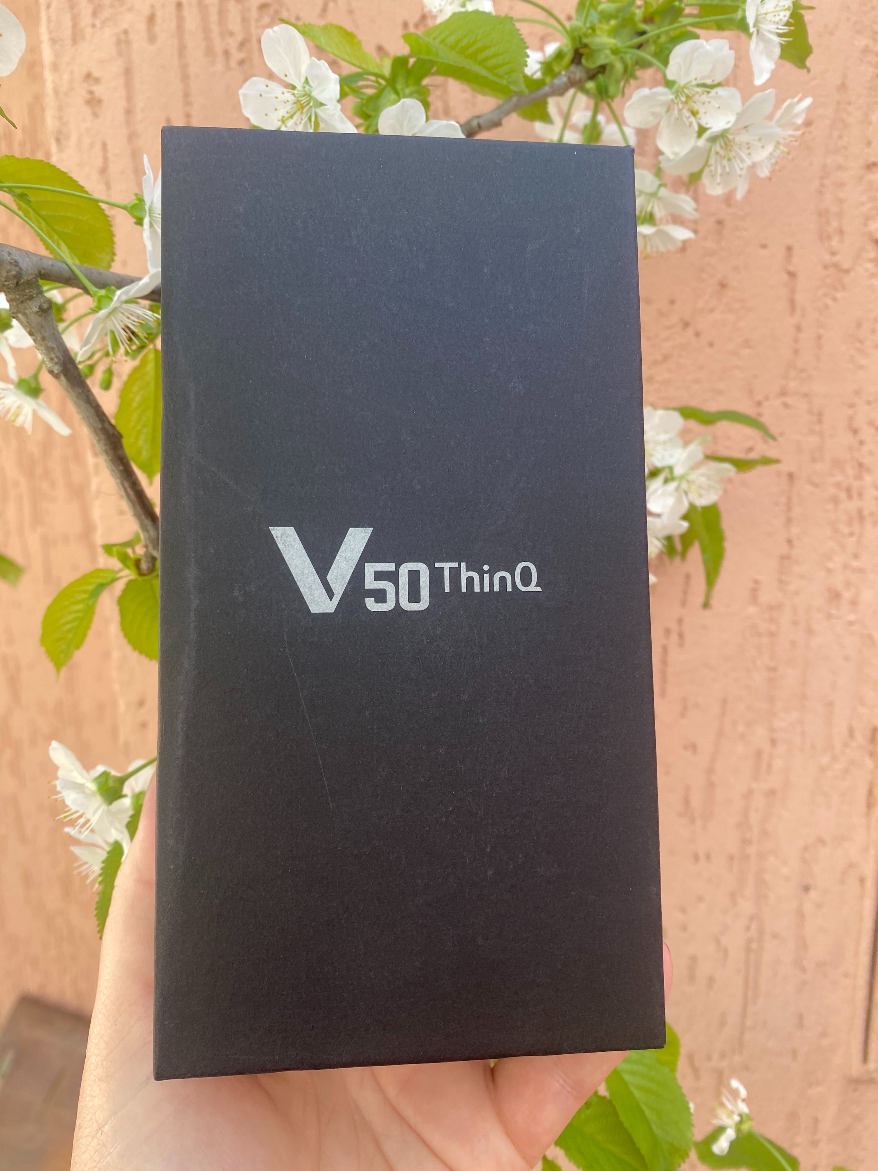 Новий телефон LG V 50 ThinQ Флагман, 6/128 гб! Чохол у подарунок.