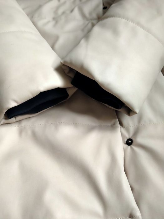 Стильна куртка, курточка, пальто з екошкіри