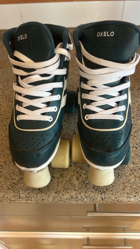 Patins azul 4 rodas
