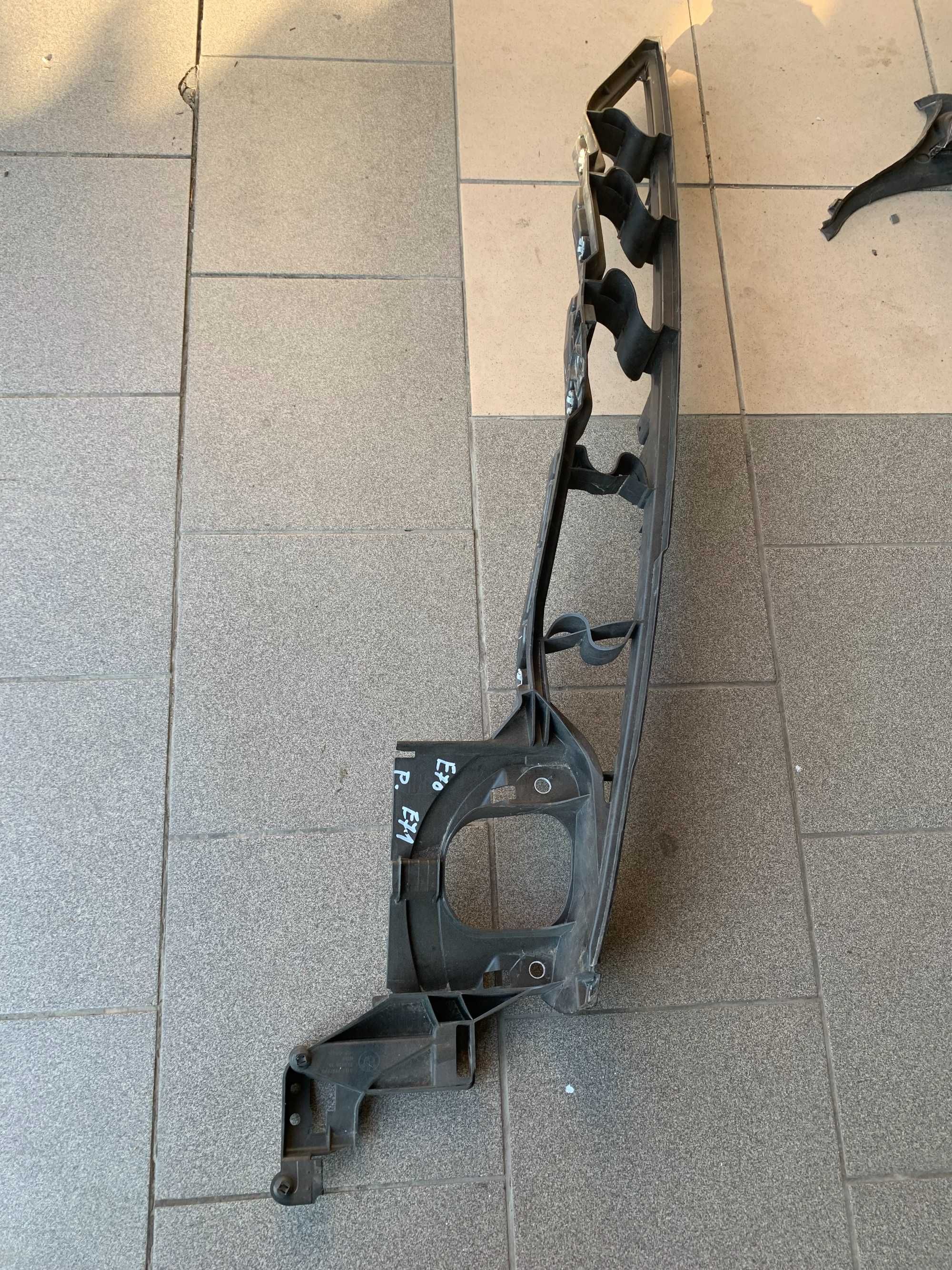 Bmw x5 e70 x6 e71 ślizg prawy błotnika 7.157.990