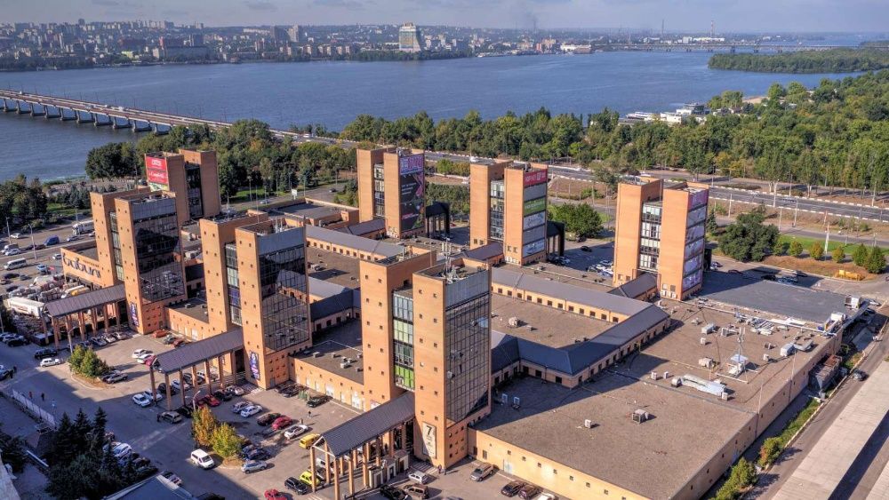 1 м2 под терминал, банкомат.
