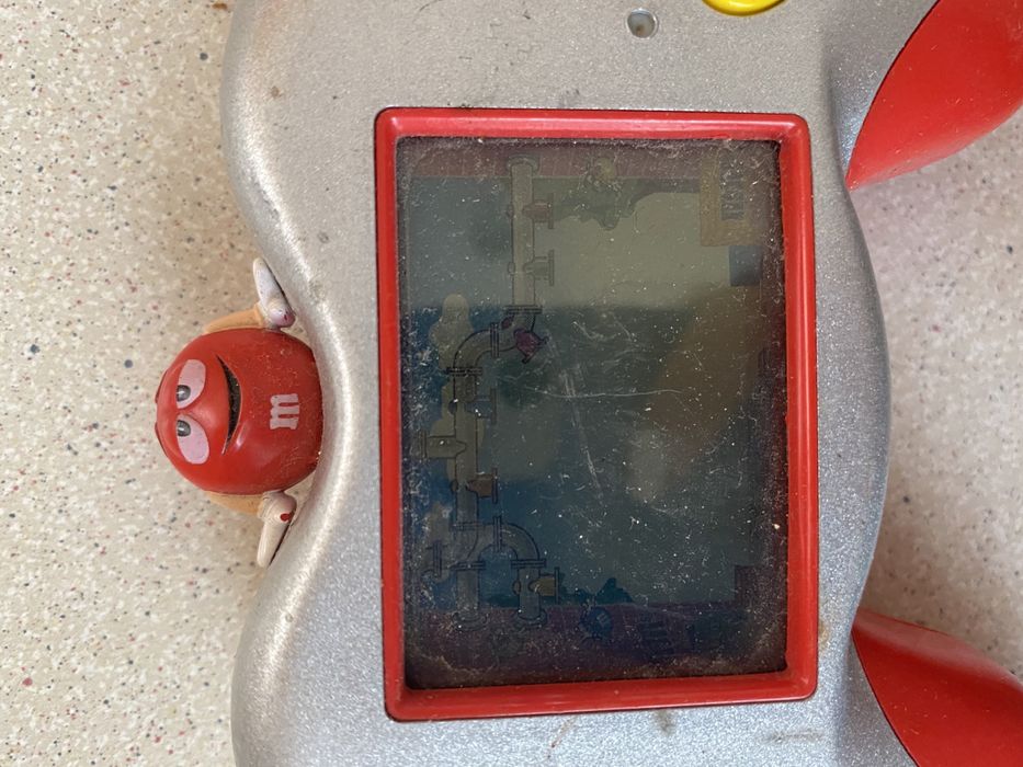 Джойстик с игрой на батарейках