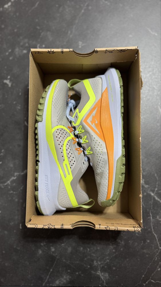 Nike React Pegasus Trail 4 „Cobblestone Volt” r. 40.5, wkładka 25.5 cm