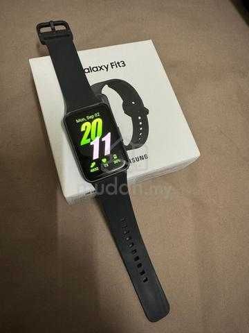 Сматр годинник Galaxy fit 3