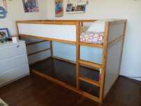 Cama kura reversível com colchão