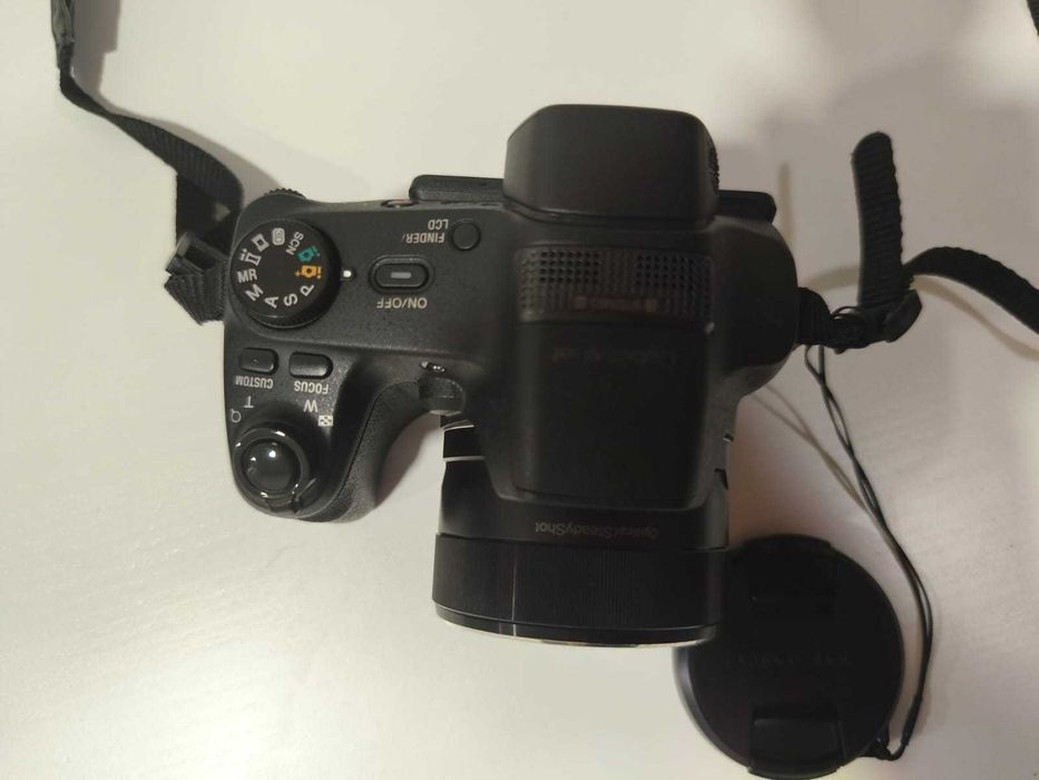 Câmera Sony CyberShot DSCHX200V 18.2MP ZoomÓptico30X  Lente Carl Zeiss