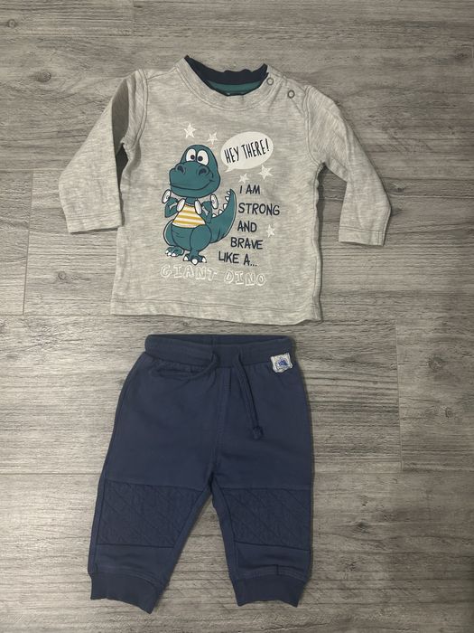 Zestaw bluzka + spodnie r.68