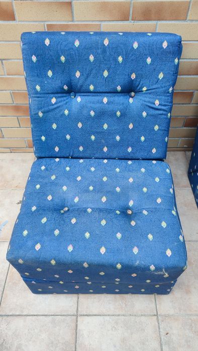 Sofá individual bom estado