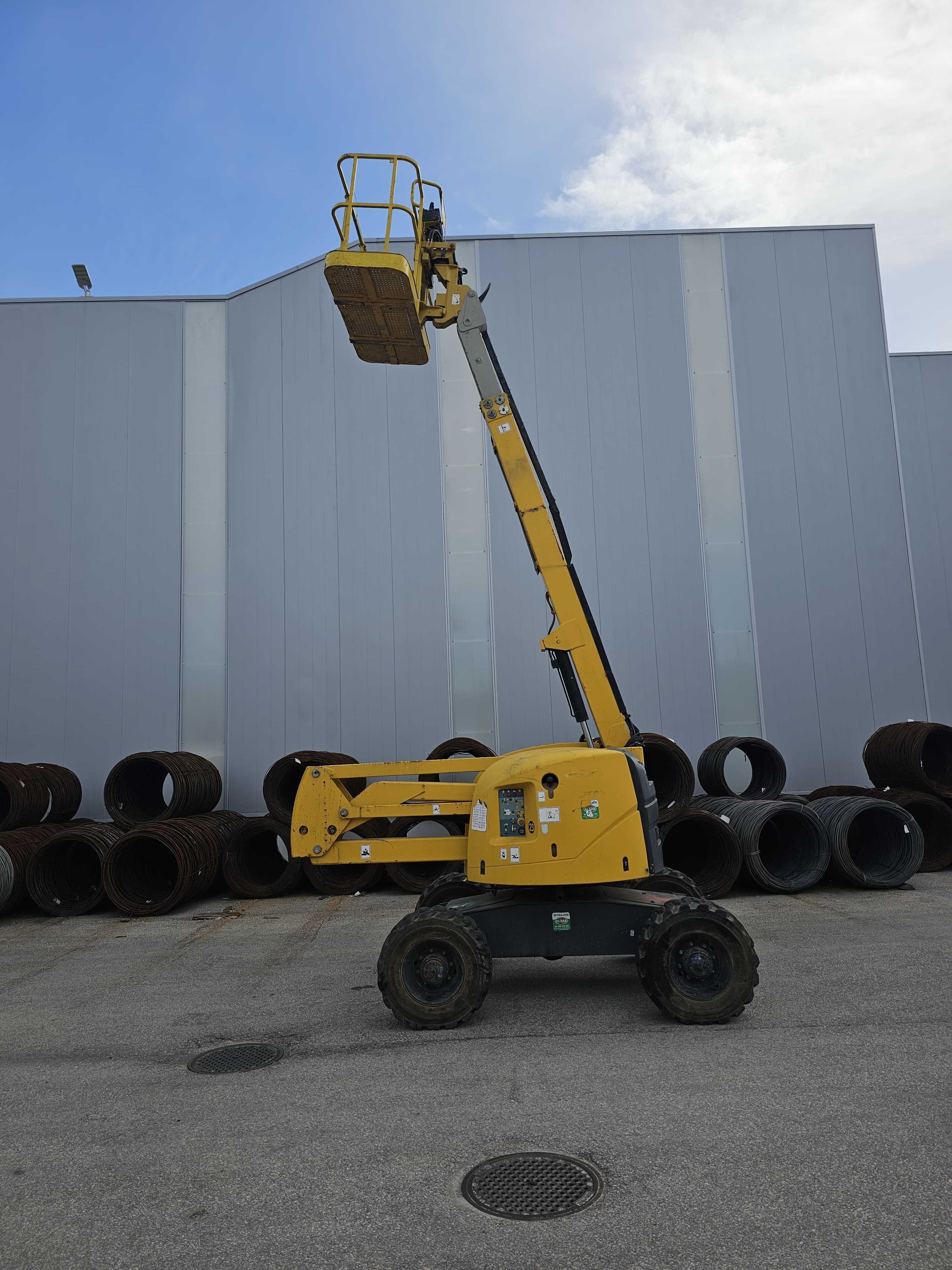 Plataforma Elevatória Articulada Haulotte HA16PXNT