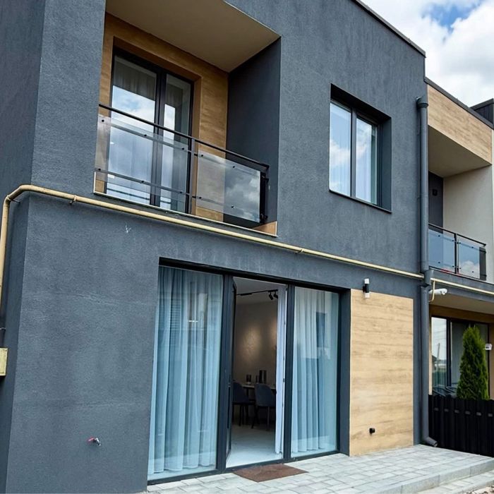 Продається котедж в с. Байківці