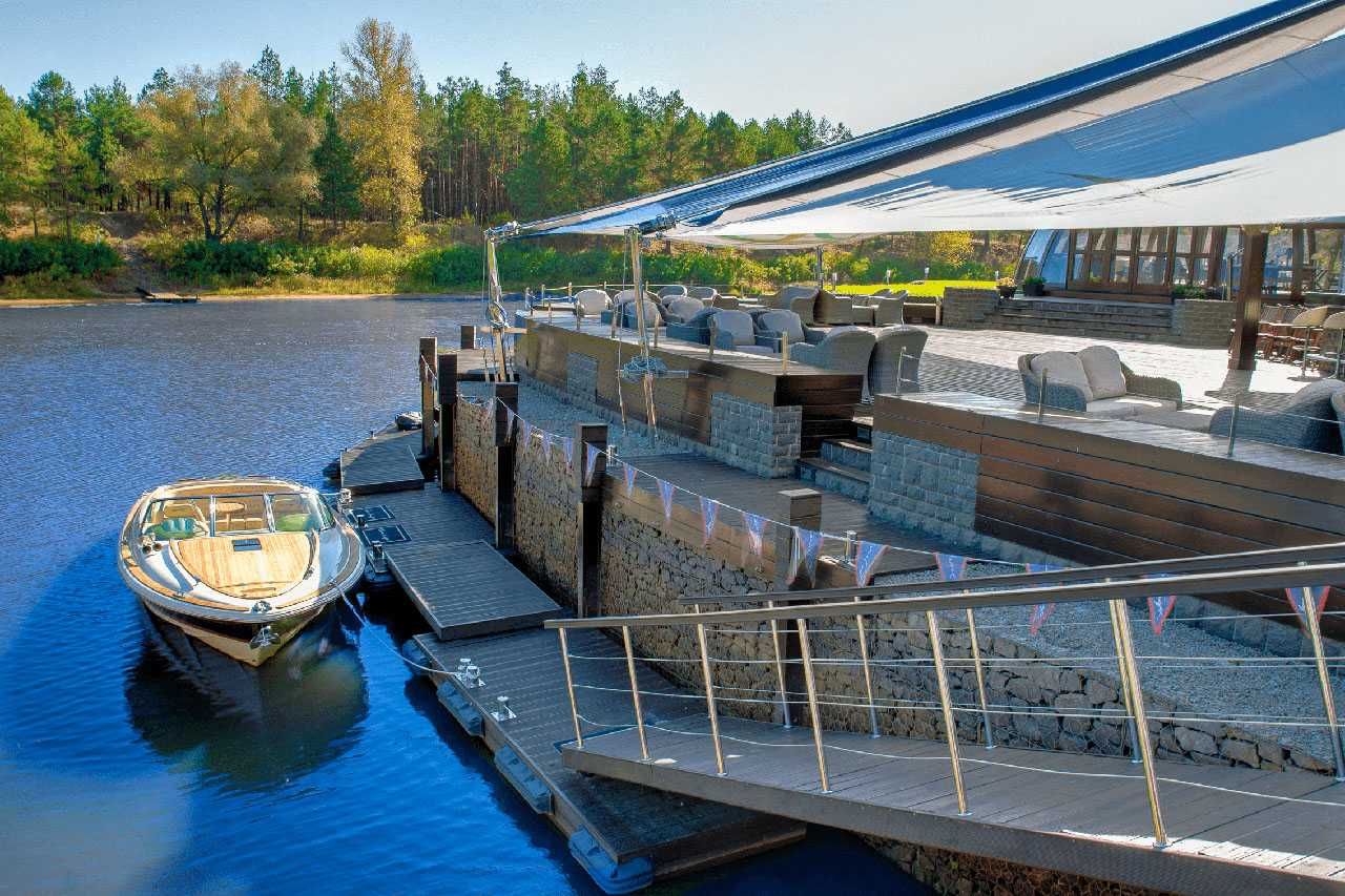 Будинок в амер колоніальному стилі вКМ Riviera Village Рів'єра Вілледж