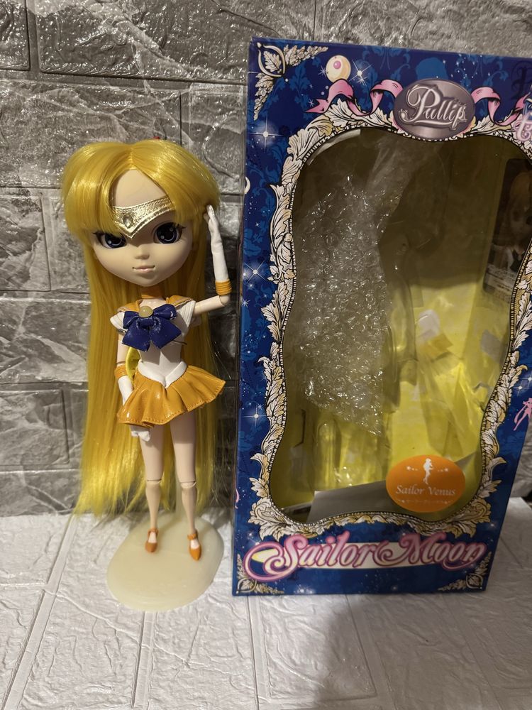 Pullip Sailor Venus (Sailor Moon) Пулліп Монстр хай Барбі