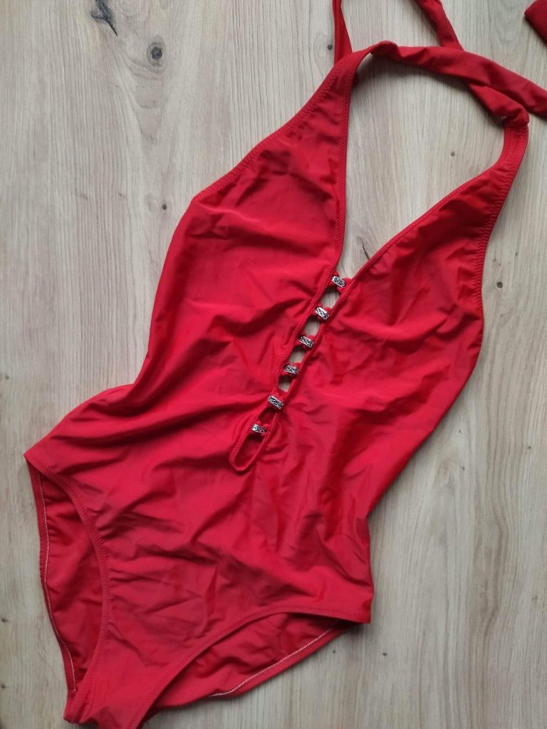 Kostium kąpielowy jednoczęściowy czerwony rozmiar S