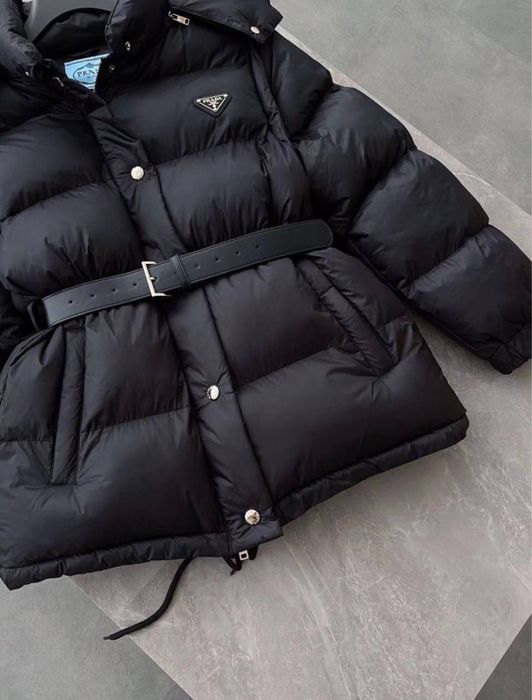 Куртка пуховик Prada жилетка 2 в 1 Прада