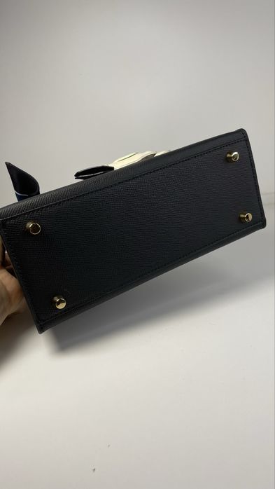 Сумка Hermes Kelly Middle Leather Bag