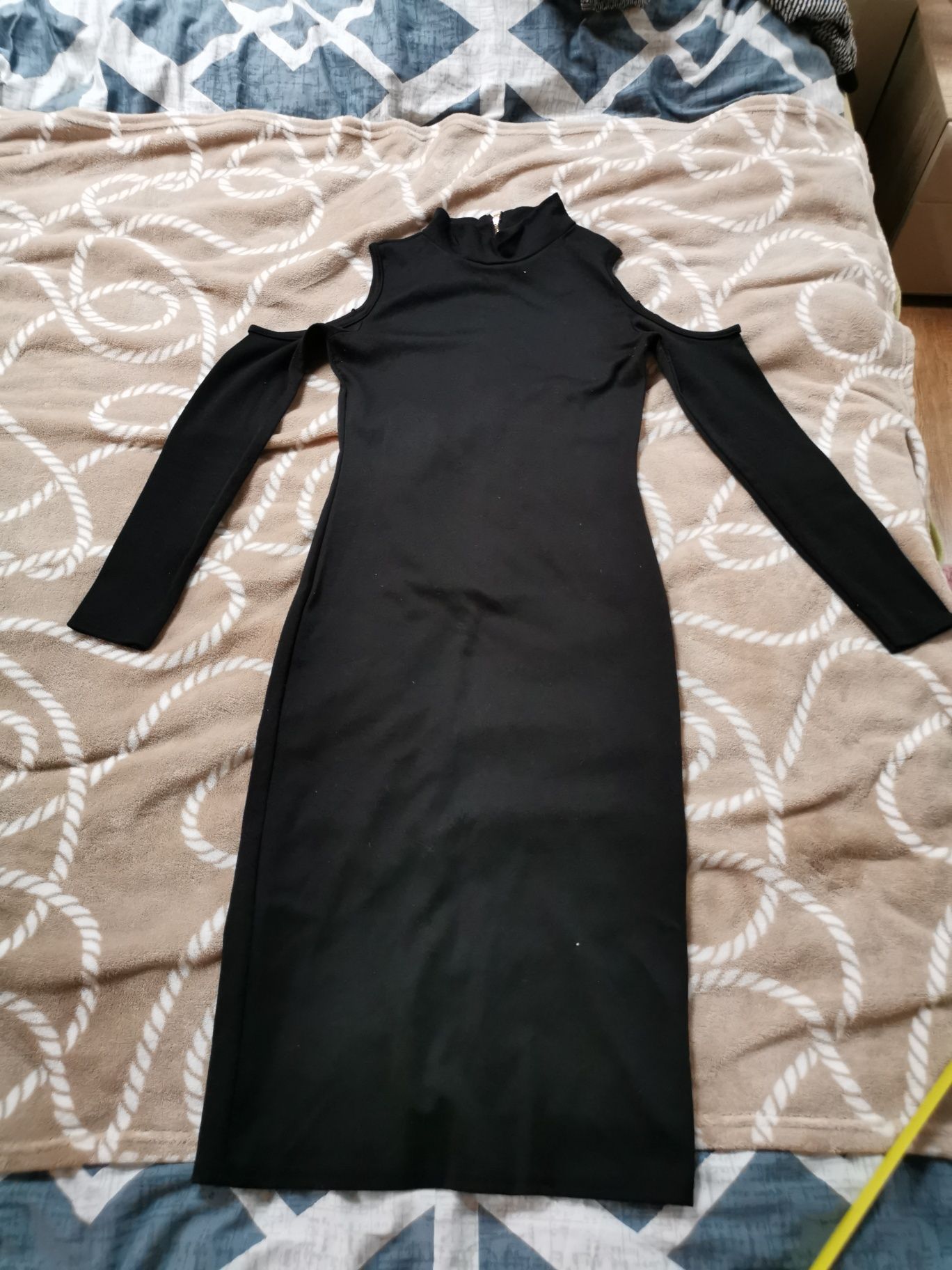 Sukienka czarna r s