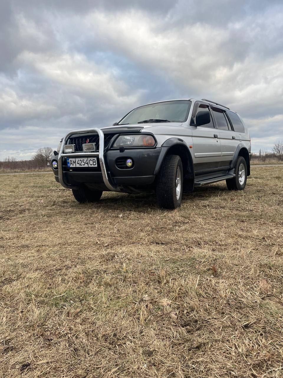 Mitsubishi pajero sport