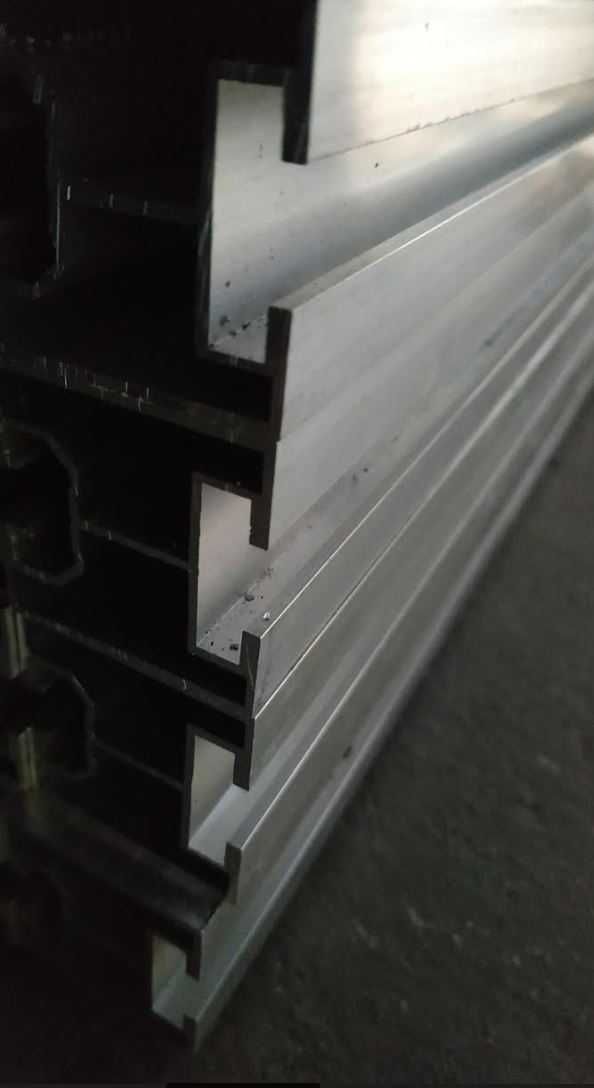 Profil aluminiowy montażowy 2289x38x38 (komplet 8 szt) - fotowoltaika