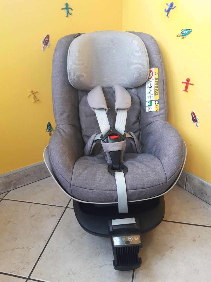 Fotelik samochodowy Maxi Cosi 2wayPearl z bazą 2wayfix 9-18 kg.Wysyłka