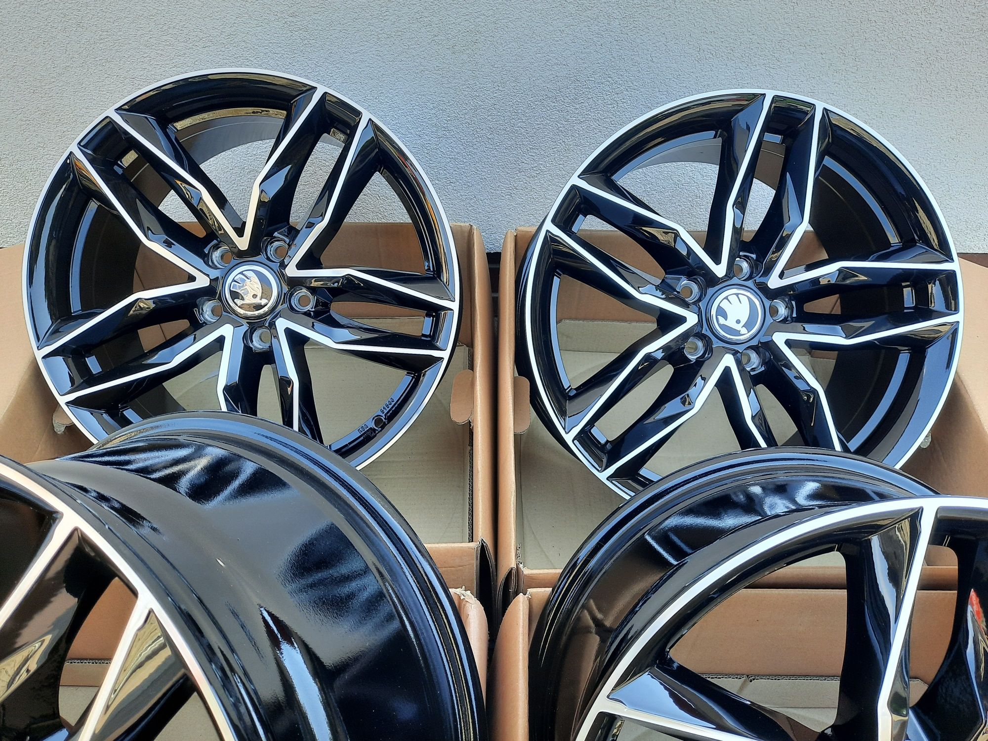 ALUFELGI Skoda 19 5x112 Yeti Kodiaq Superb Octavia Karoq Enyaq CNC RS3