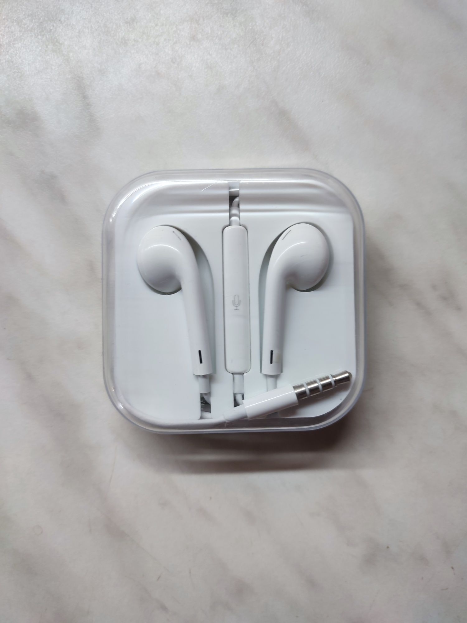 Навушники Apple EarPods with 3.5mm