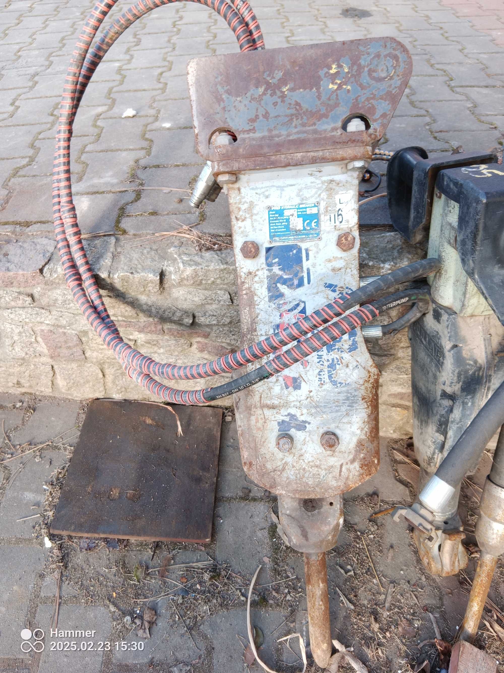 Młot Hydraulik FX15 - TOP  Kubota 2-2.5 t
