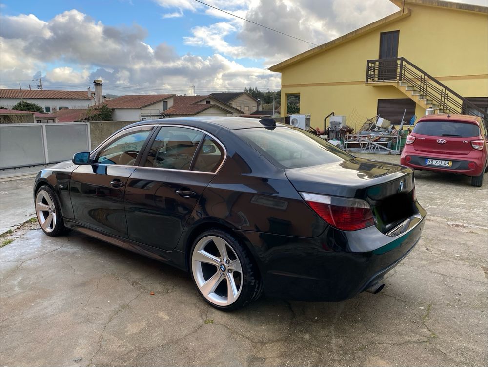 Vendo BMW E60 520d