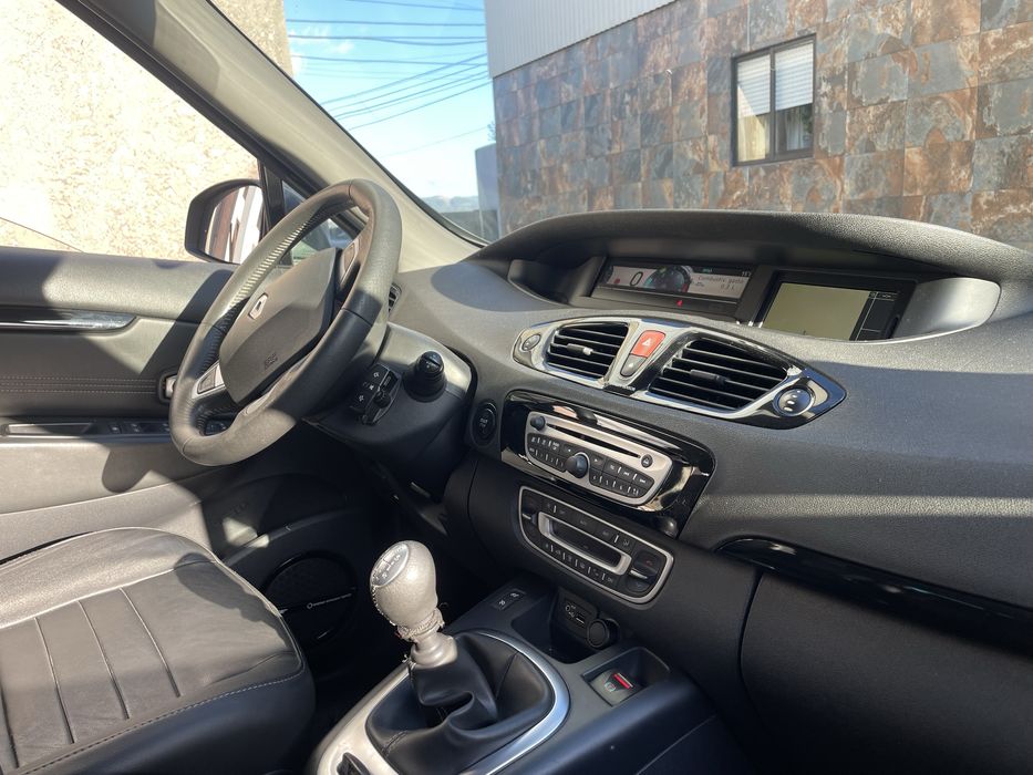 Renault Scenic 1.6 de 7 lugares