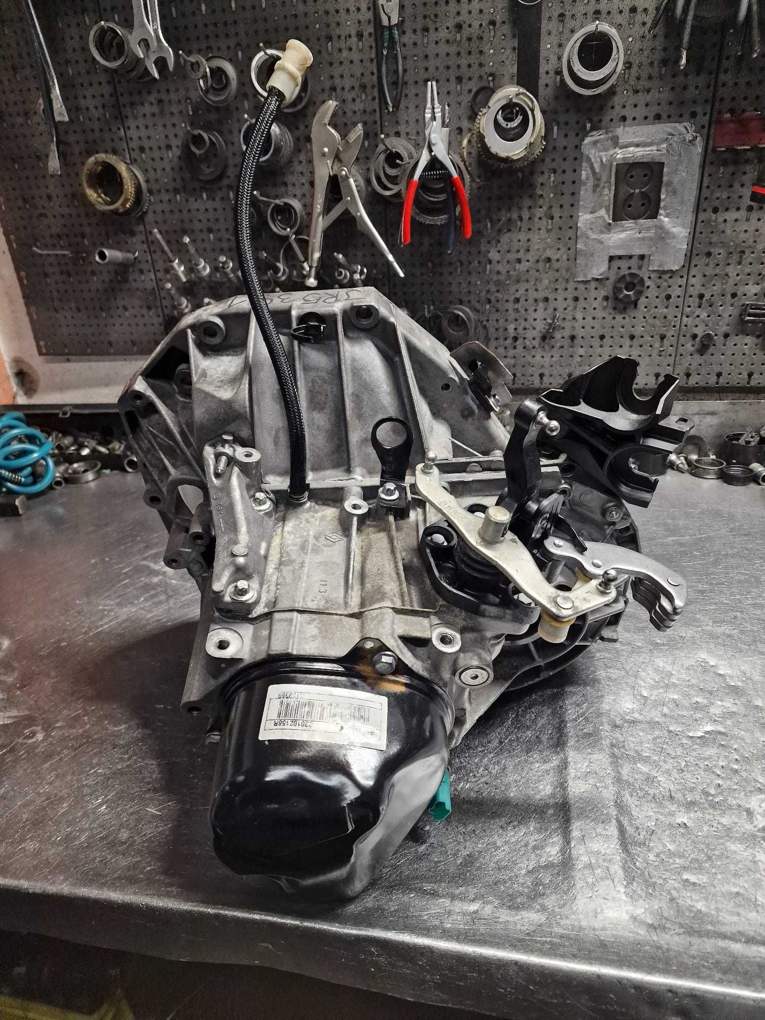Skrzynia biegów Kangoo Mercedes 1.5 DCI z 2018r JR5 391 JR5391 JR5392