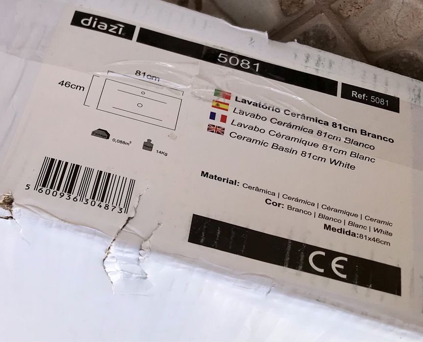 Lavatório de cerâmica branco de encastrar